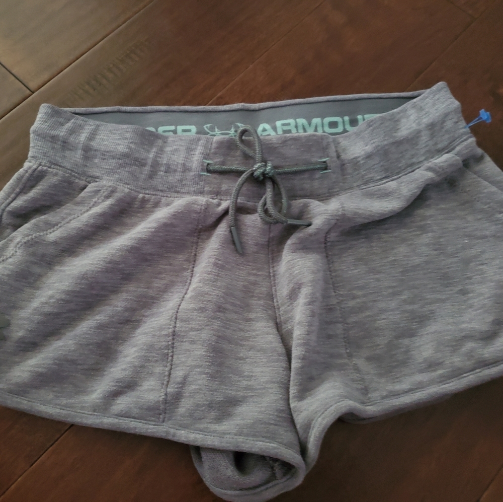 Gray under armor shorts size small women's